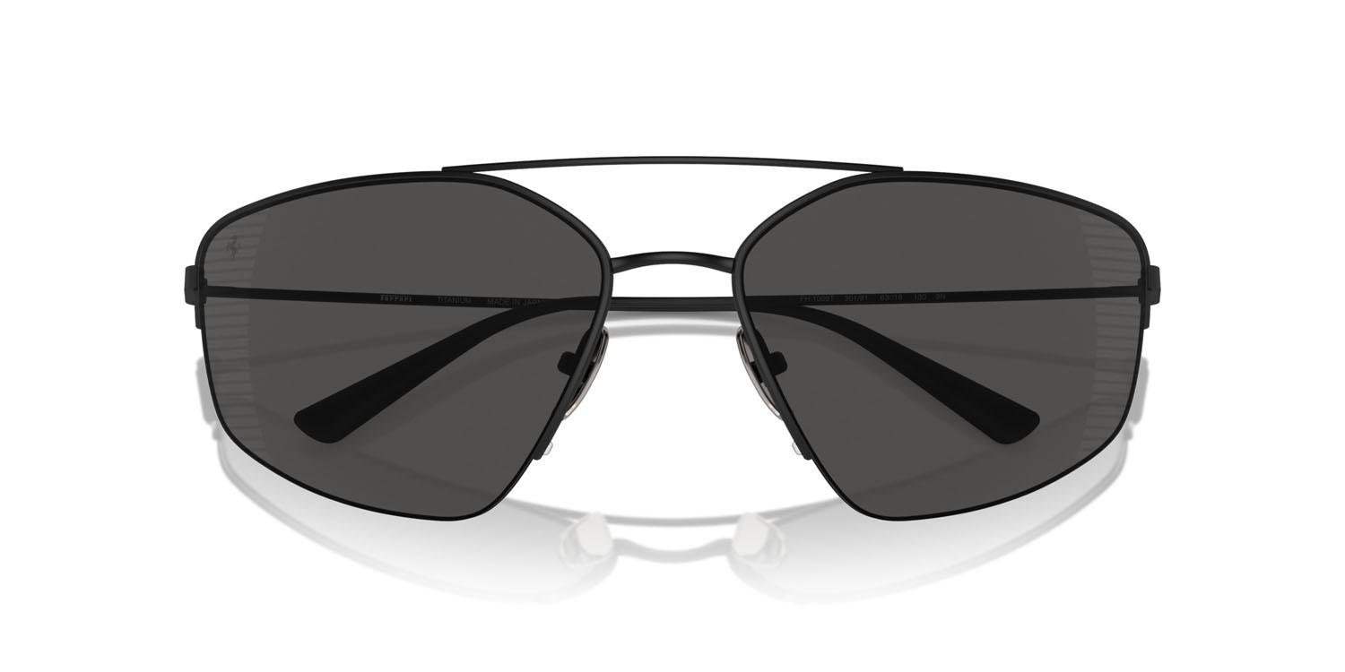 Occhiali da sole Ferrari FH 1009T (301/81) colore nero opaco forma irregolare lenti polarized grigia