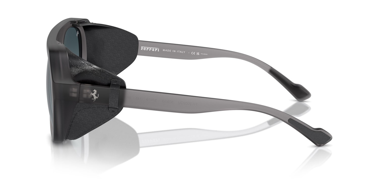 Occhiali da sole Ferrari FH 2002QU (503/S3) colore grigio opaco forma aviator lenti polarizzata blu sfumato