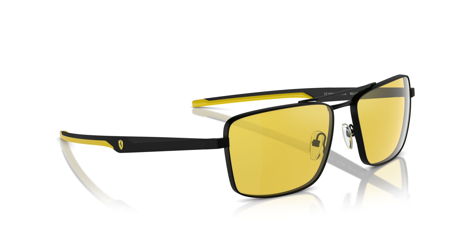 Occhiali da sole Ferrari Scuderia FZ 5001 (101/V9) colore nero opaco forma rettangolare lenti giallo