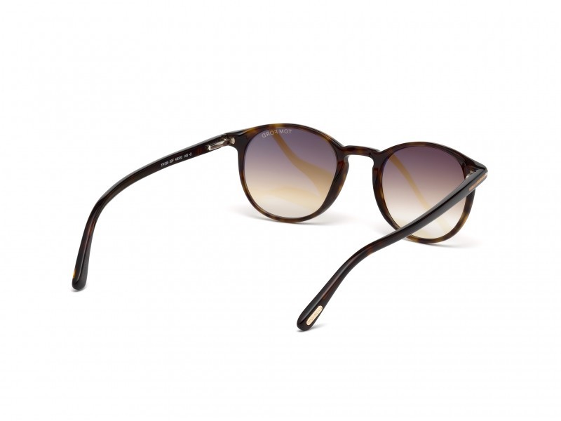 Occhiali da sole Tom Ford Andrea-02 FT0539 (52F) colore avana scura forma rotondo lenti marrone grad.