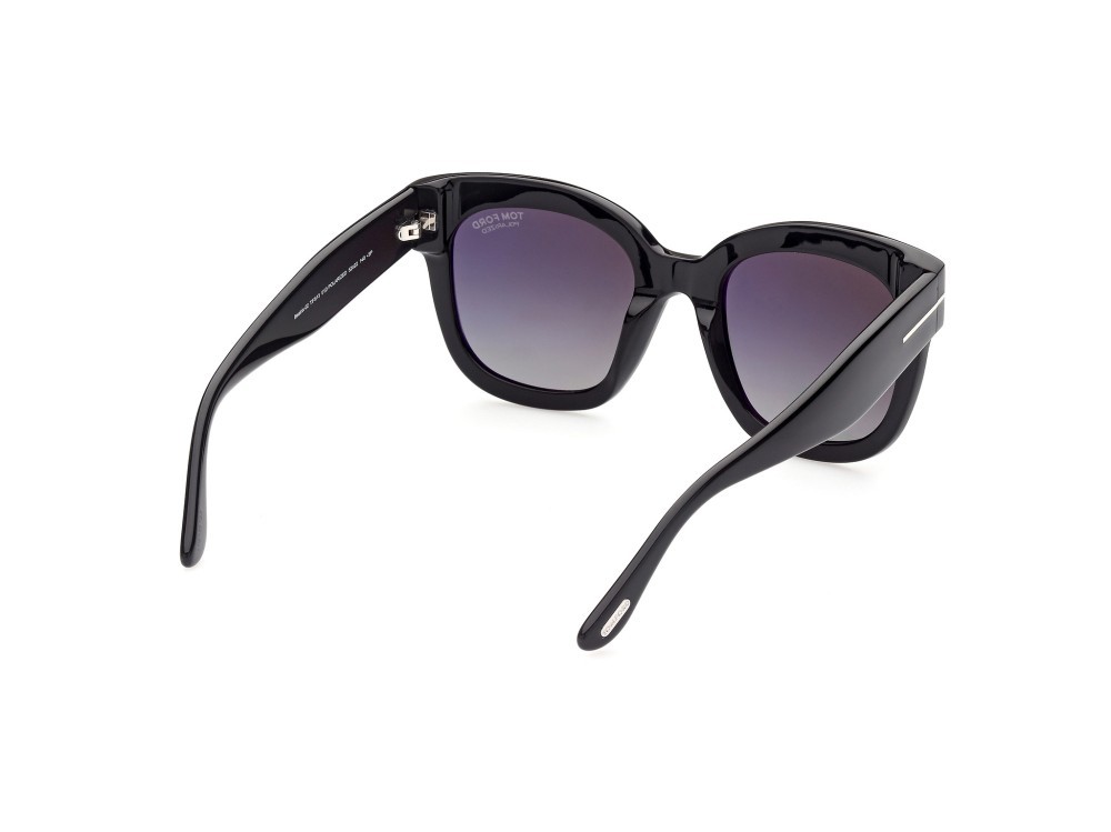 Sunglasses Tom Ford Beatrix-02 FT0613 (01D) color nero lucido shape geometric lenses fumo polar.