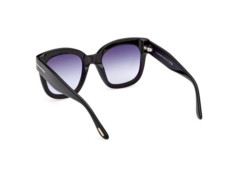 Sunglasses Tom Ford Beatrix-02 FT0613 (01W) color nero lucido  shape geometric lenses blu sfumato