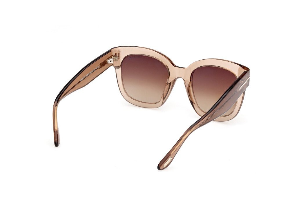 Sunglasses Tom Ford Beatrix-02 FT0613 (45k) color marrone chiaro lucido shape geometric lenses marrone sfumato