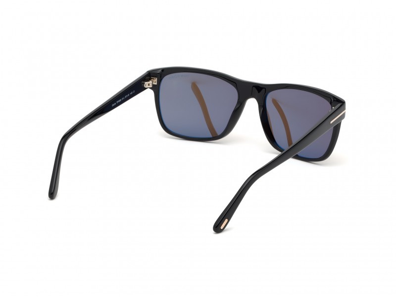 Sunglasses Tom Ford Giulio FT0698 (01J) color nero lucido shape geometric lenses roviex