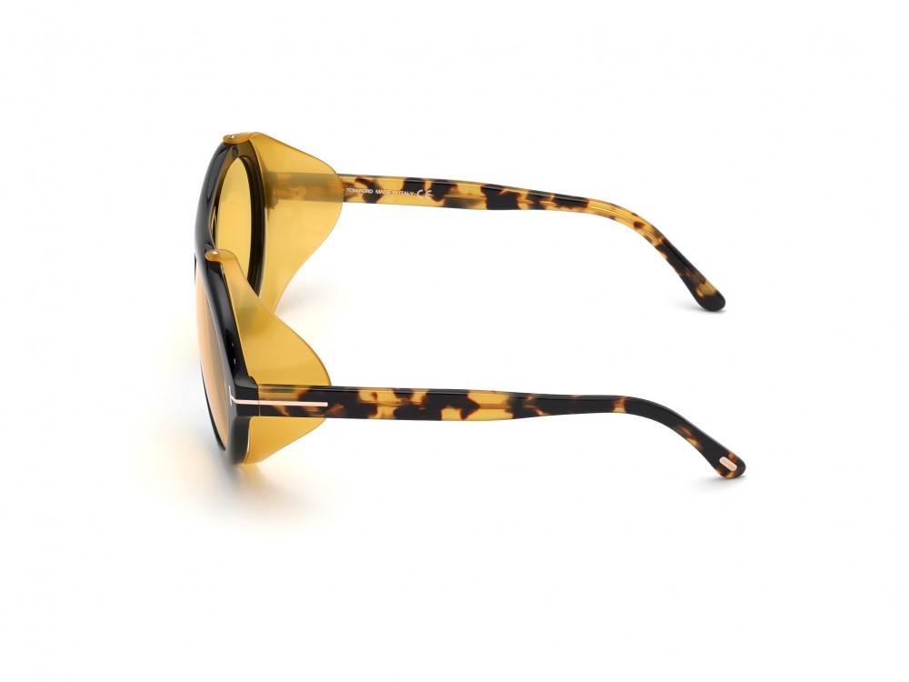 Sunglasses Tom Ford Neughman FT0882 (01E) color nero lucido  shape aviator lenses marrone