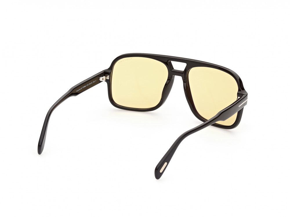 Sunglasses Tom Ford Falconer-02 FT0884 (01E) color nero lucido shape navigator lenses marrone 
