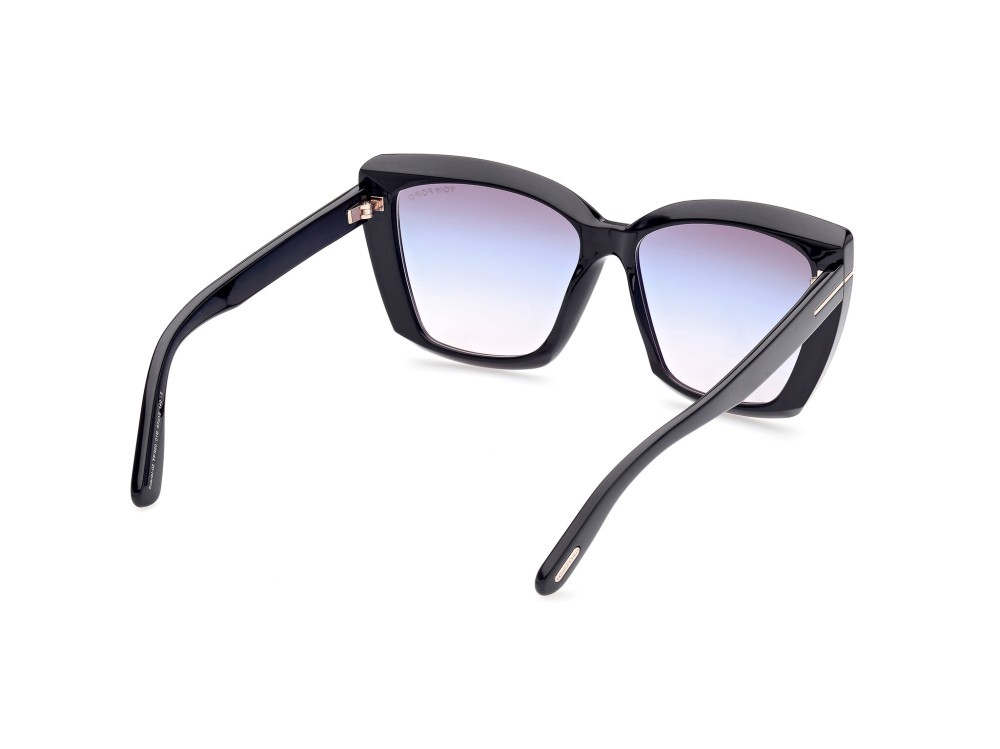 Sonnenbrillen Tom Ford Scarlet-02 FT0920 (01B) farbe nero lucido form quadratisch gläser fumo grad.
