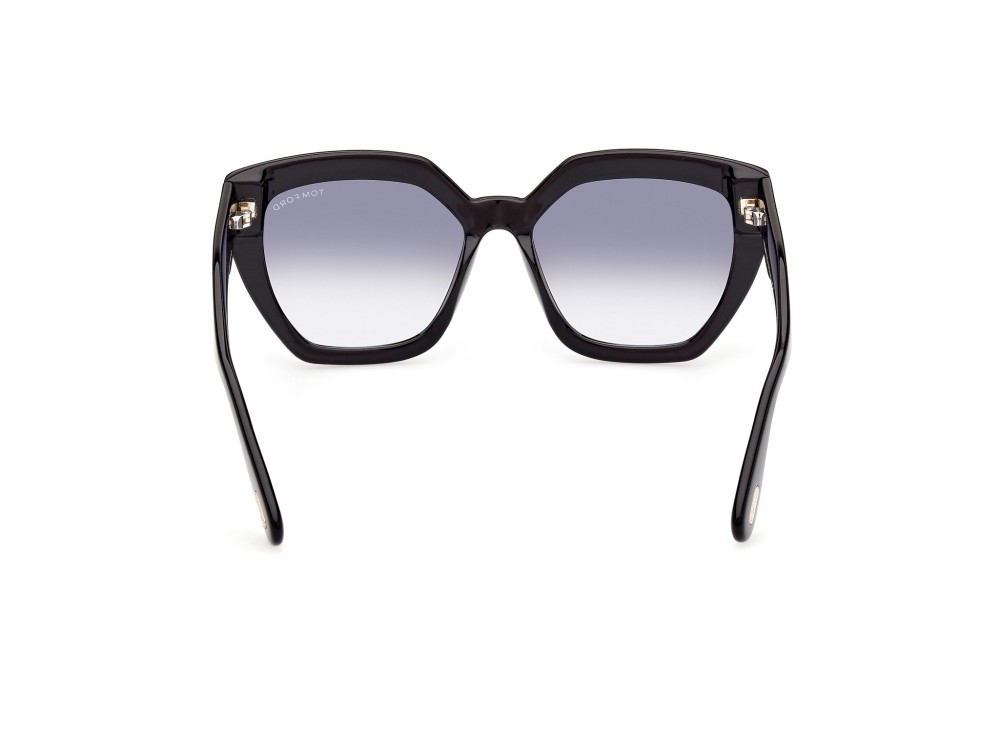 Sunglasses Tom Ford Phoebe FT0939 (01B) color nero lucido shape square lenses fumo grad.