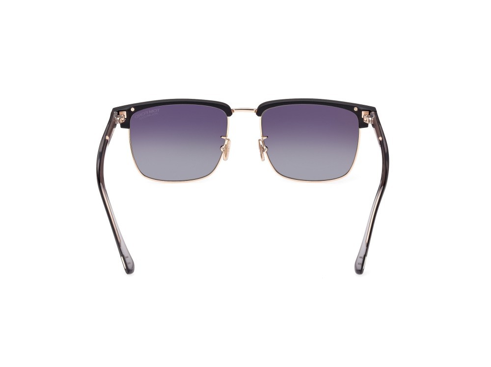 Occhiali da sole Tom Ford Hudson-02 FT0997-H (02D) colore nero opaco forma quadrato lenti fumo polar.