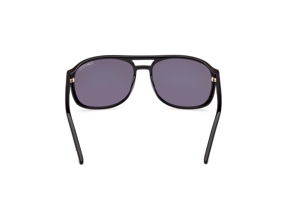 Sunglasses Tom Ford Rosco FT1022 (01A) color nero lucido shape navigator lenses fumo