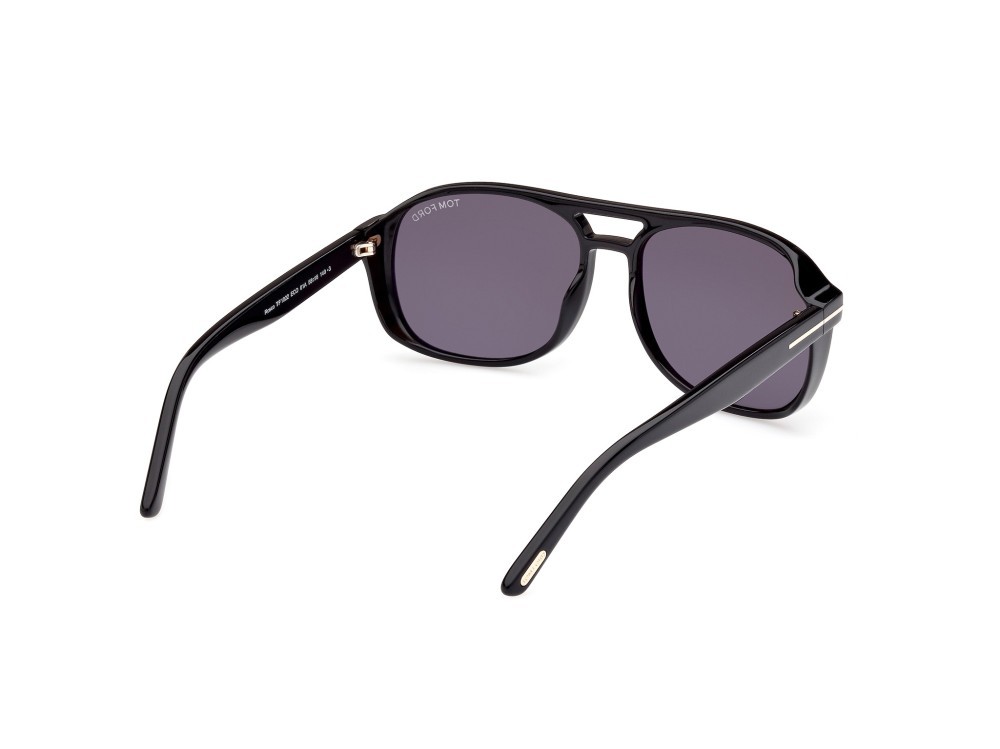 Sunglasses Tom Ford Rosco FT1022 (01A) color nero lucido shape navigator lenses fumo