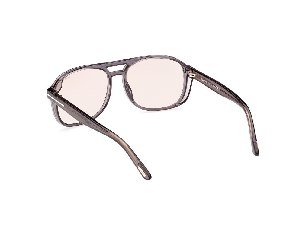 Sunglasses Tom Ford Rosco FT1022 (20E) color grigio / altro shape navigator lenses marrone