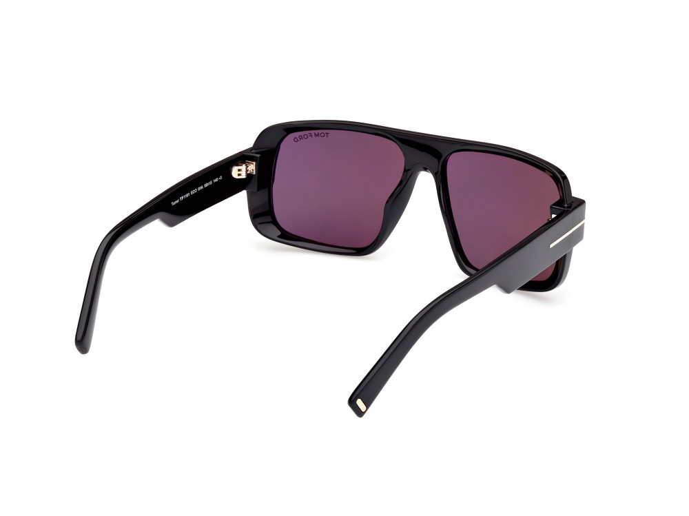 Sunglasses Tom Ford Turner FT1101 (01A) color nero lucido shape navigator lenses fumo