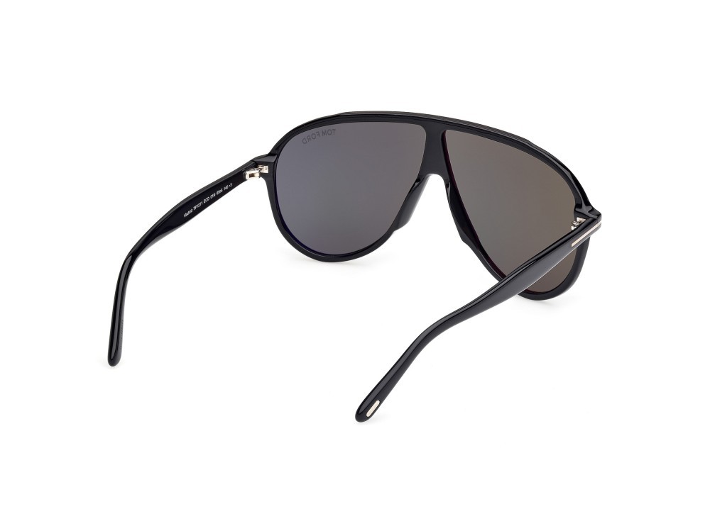 Sunglasses Tom Ford Vladimir FT1211 (01N) color nero lucido shape aviator lenses verde