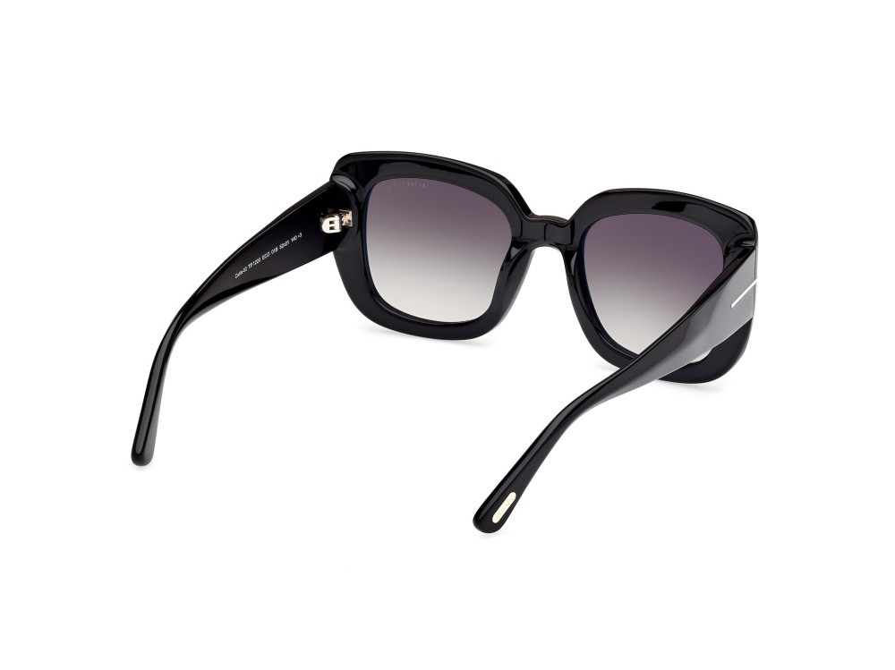 Sunglasses Tom Ford Carla 02 FT1220 (01B) color nero lucido shape square lenses fumo grad.