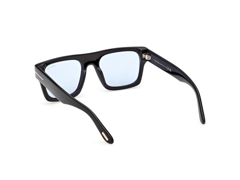Sunglasses Tom Ford Cyrus-02 FT1337 (01V) color nero lucido shape square lenses blu