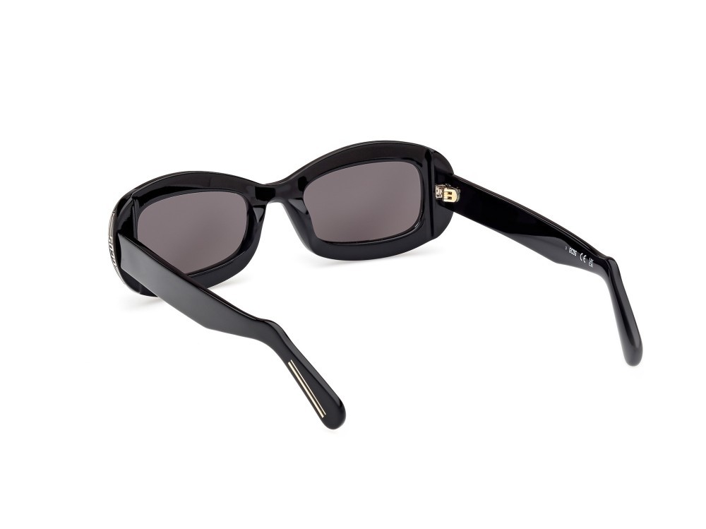 Sonnenbrillen GCDS GD0027 (01A) farbe nero lucido form oval gläser fumo