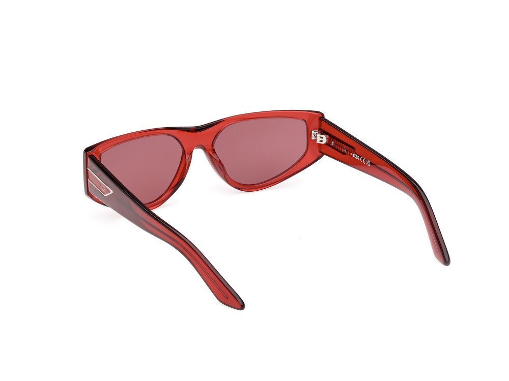 Sunglasses GCDS GD0055 (66S) color rosso chiaro lucido shape geometric lenses bordeaux