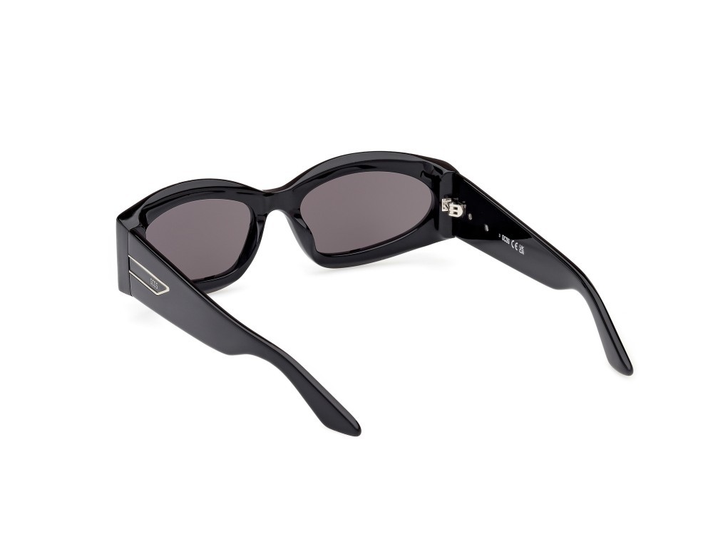 Sunglasses GCDS GD0057 (01A) color nero lucido shape geometric lenses fumo