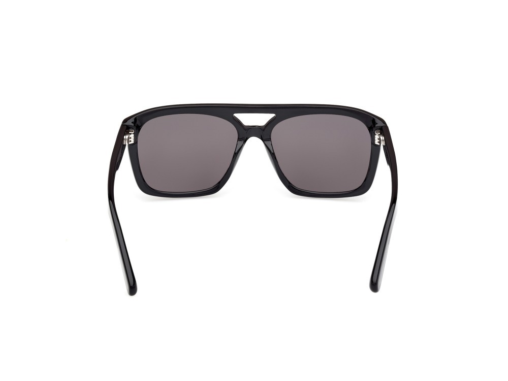 Sunglasses GCDS GD0058 (01A) color nero lucido shape navigator lenses fumo
