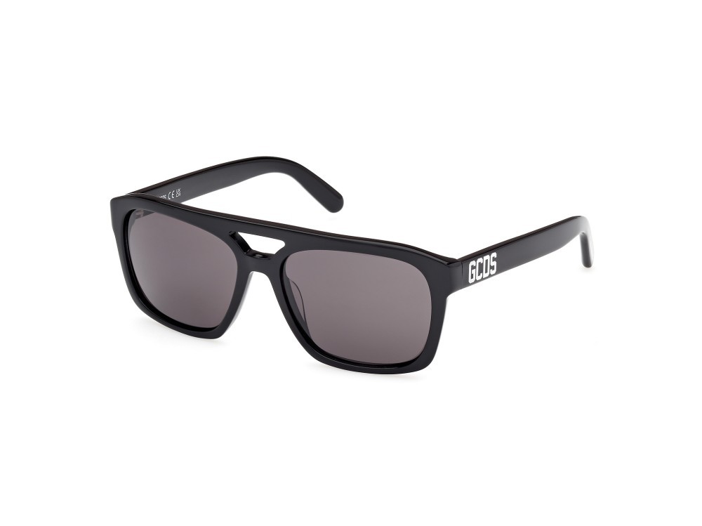Sunglasses GCDS GD0058 (01A) color nero lucido shape navigator lenses fumo