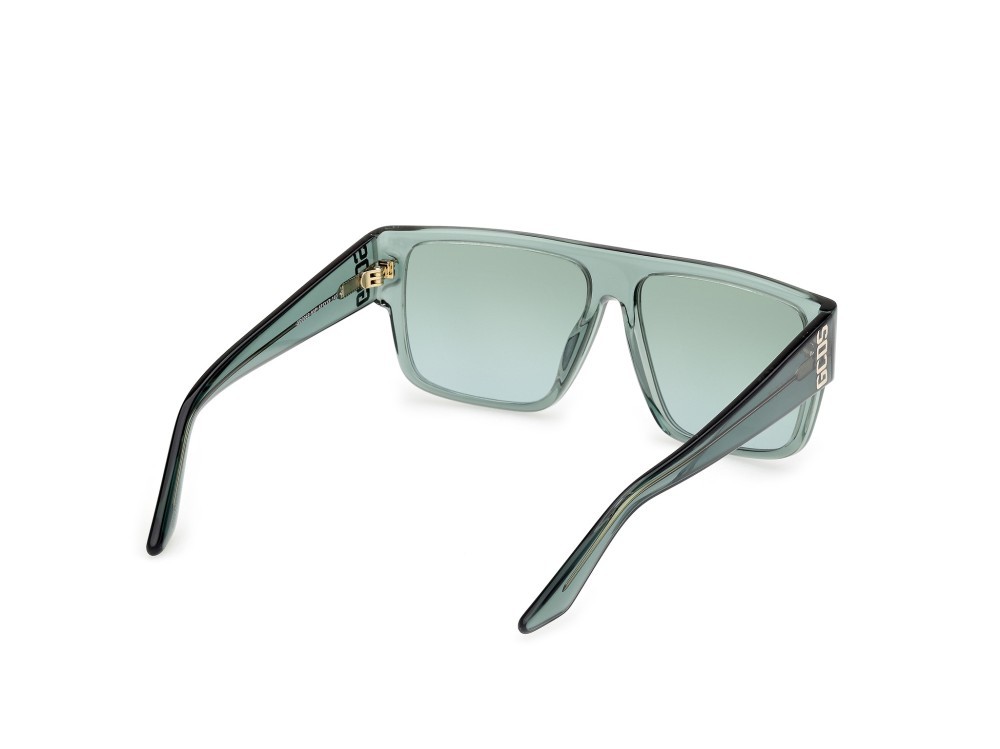 Occhiali da sole GCDS GD0063 (93P) colore verde chiaro lucido forma geometrico lenti verde sfumato