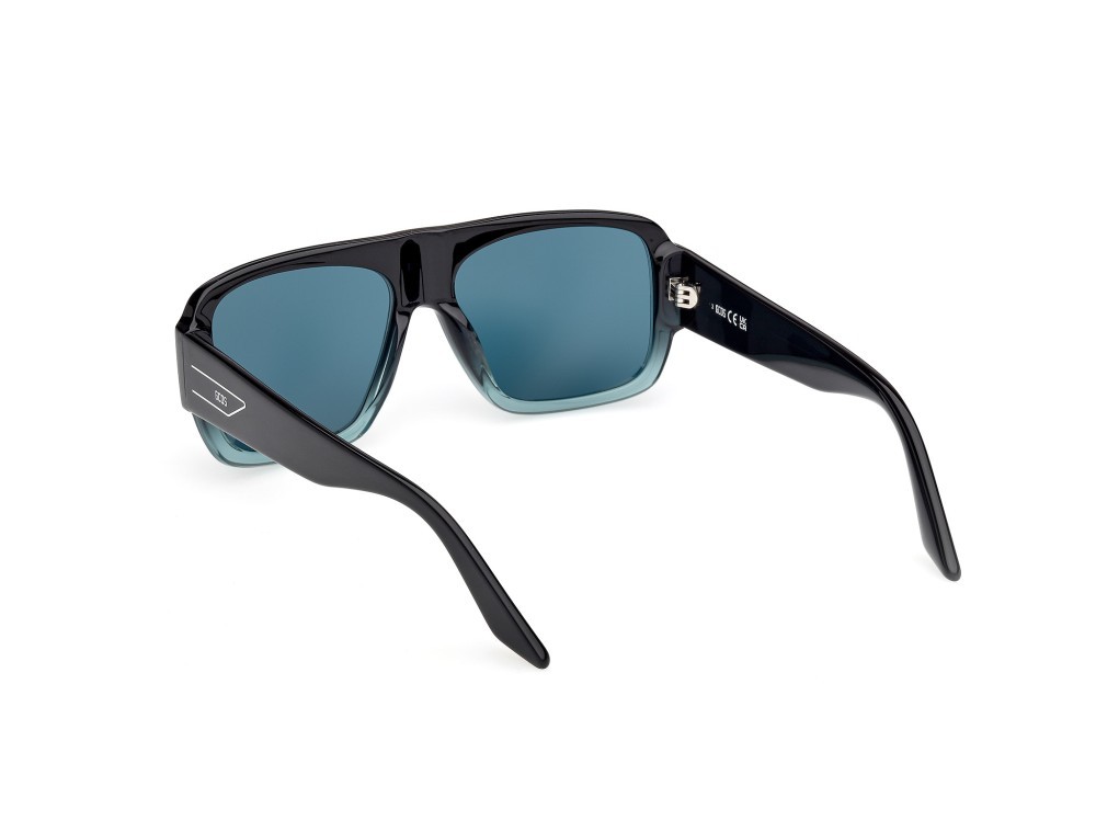 Sunglasses GCDS GD0069 (89N) color turchese /sfumato / grigio lucido shape navigator lenses verde