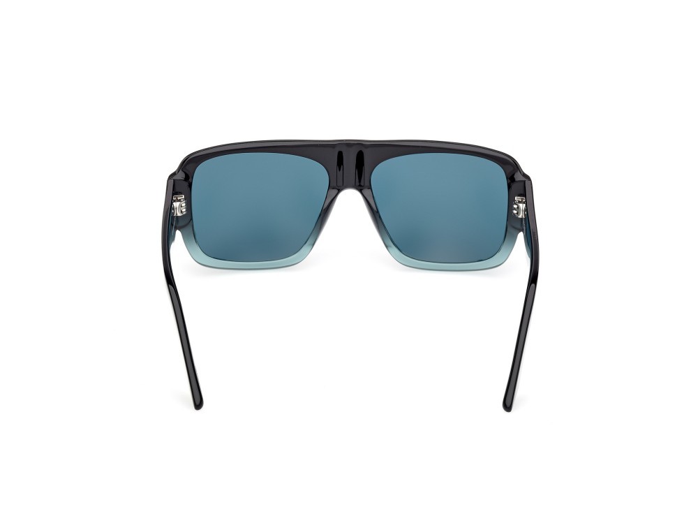 Sunglasses GCDS GD0069 (89N) color turchese /sfumato / grigio lucido shape navigator lenses verde