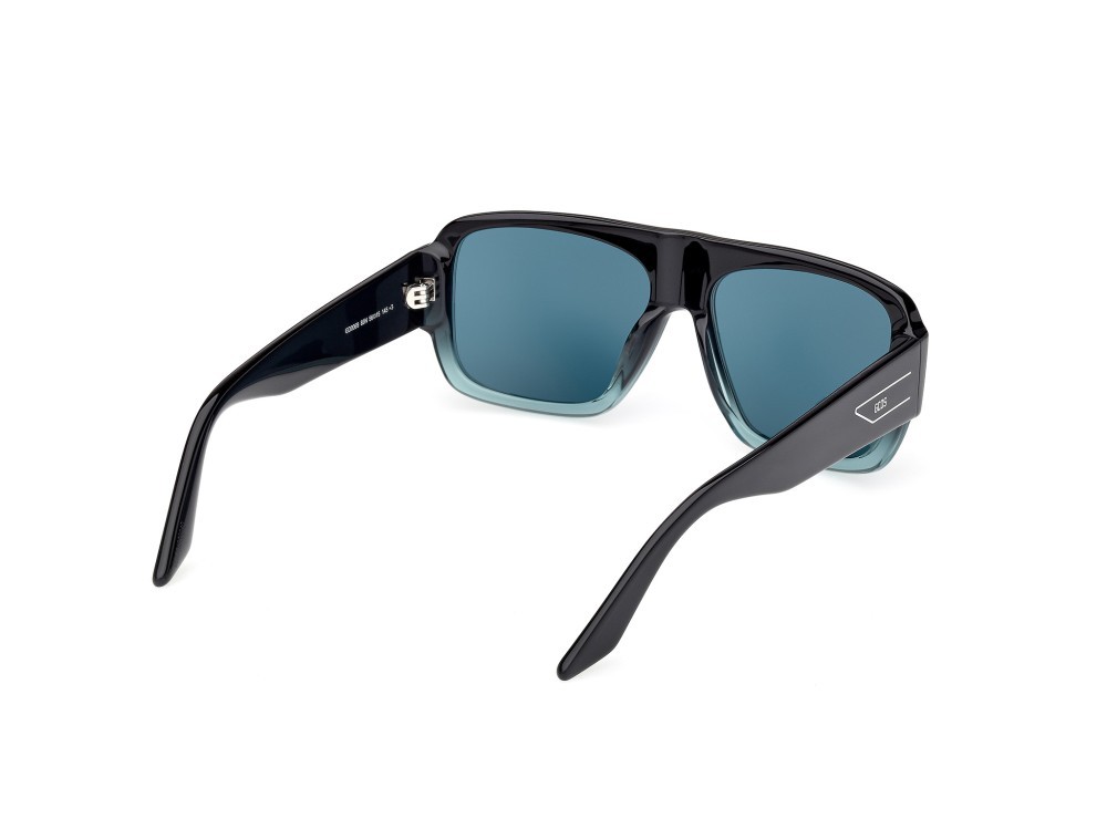Sunglasses GCDS GD0069 (89N) color turchese /sfumato / grigio lucido shape navigator lenses verde