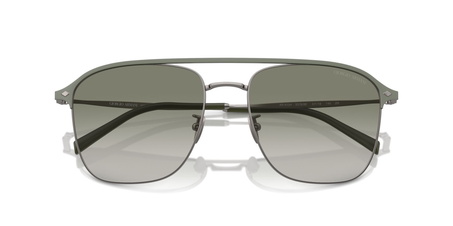 Occhiali da sole Giorgio Armani AR 6154 (33768E) colore gunmetal opaco forma quadrato lenti verde sfumato