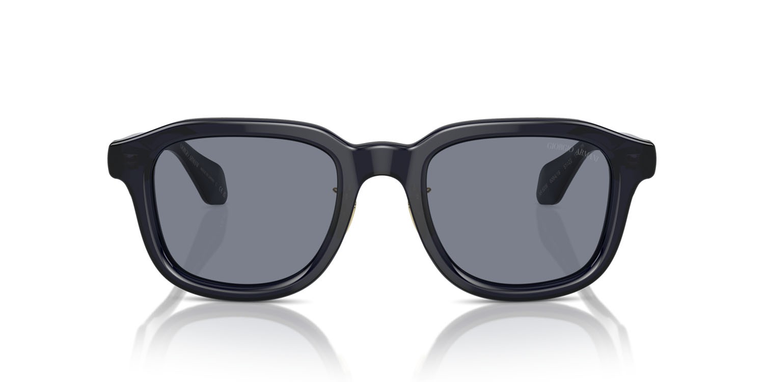 Occhiali da sole Giorgio Armani AR 8206 (606419) colore blu trasparente forma quadrato lenti blu