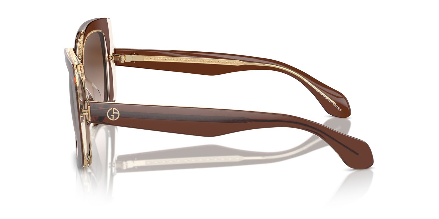 Occhiali da sole Giorgio Armani AR 8208U (609013) colore top transparent brown/honey forma quadrato lenti marrone sfumato