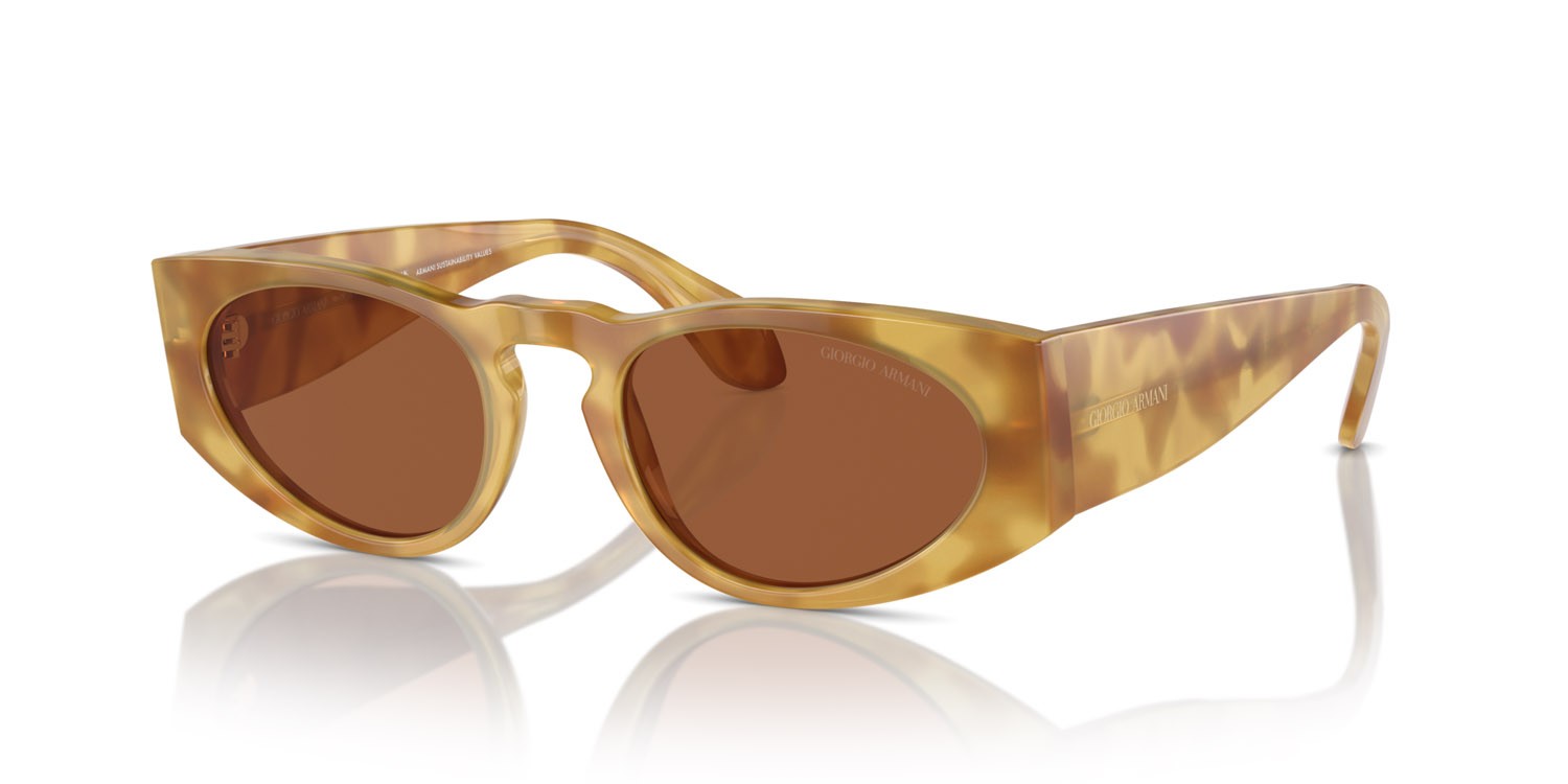 Occhiali da sole Giorgio Armani AR 8216 (597973) colore havana giallo forma rettangolare lenti marrone scuro