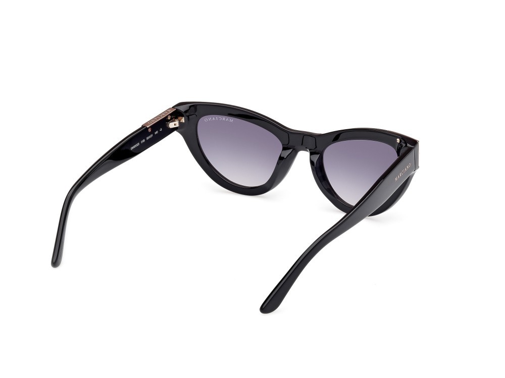 Sunglasses Guess by Marciano GM00025 (01B) color nero lucido shape cat eye lenses fumo grad.