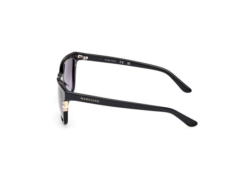 Occhiali da sole Guess by Marciano GM00030 (01B) colore nero lucido forma rettangolare lenti fumo grad.