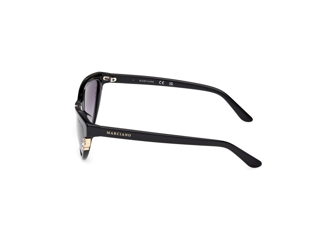 Sunglasses Guess by Marciano GM00031 (01B) color nero lucido shape cat eye lenses fumo grad.