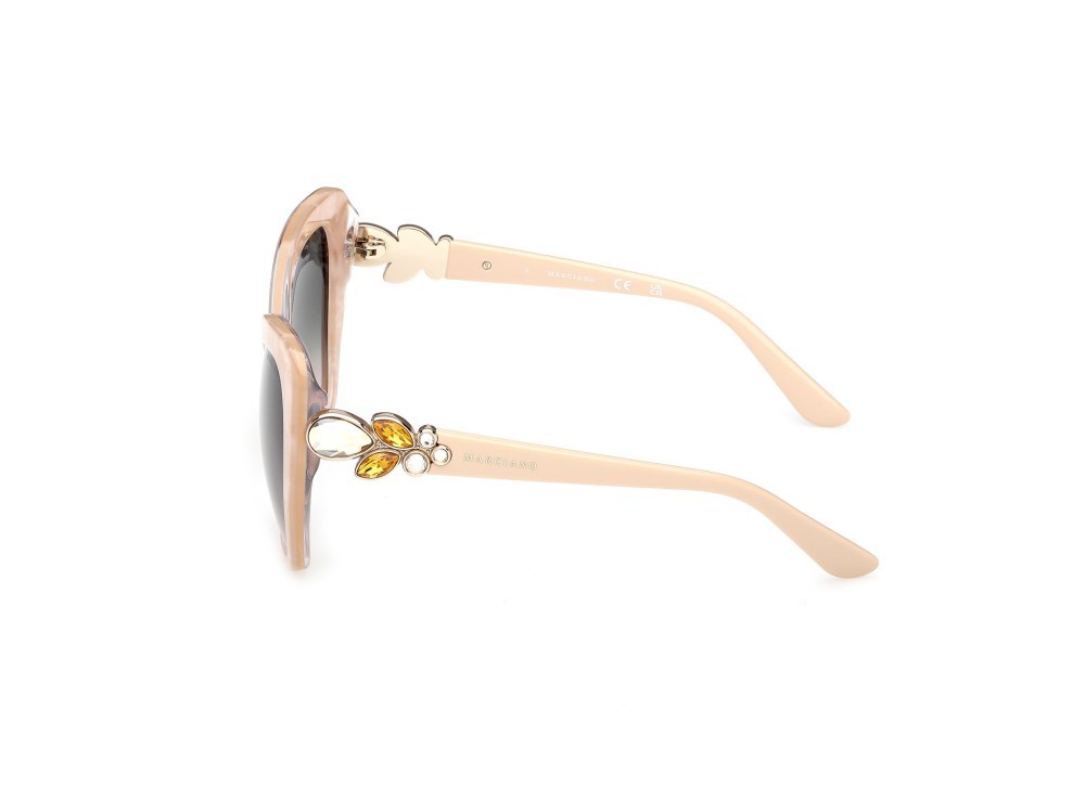 Sunglasses Guess by Marciano GM00032 (59B) color beige/perlato - avorio lucido shape butterfly lenses fumo grad.