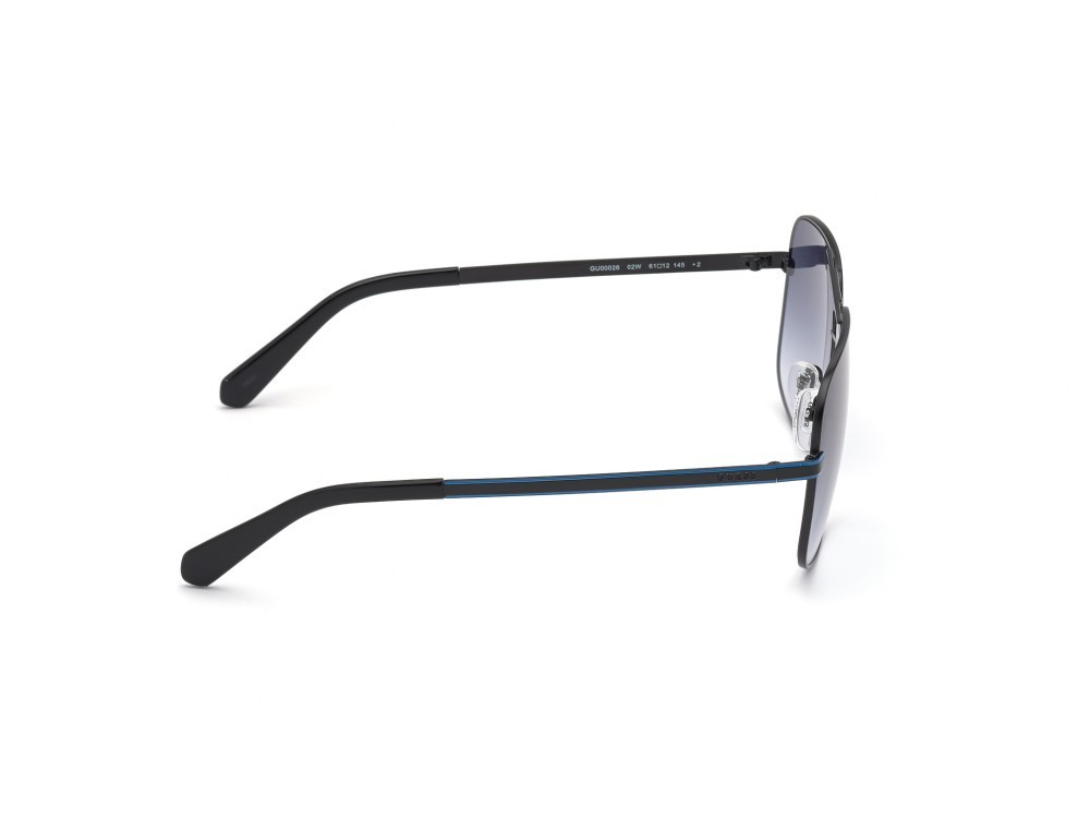 Occhiali da sole Guess GU00026 (02W) colore nero opaco forma navigator lenti blu grad.