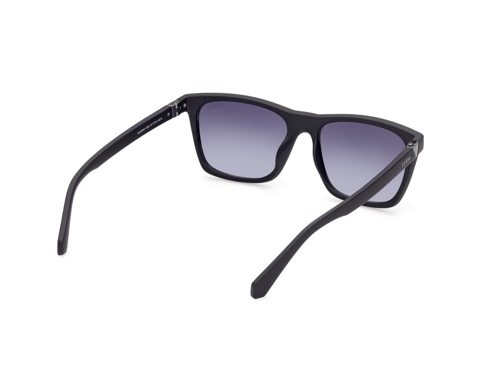 Sonnenbrillen Guess GU00044 (02W) farbe nero opaco form rechteckig gläser blu grad.