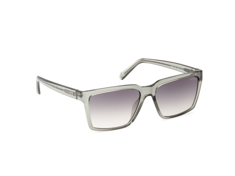 Occhiali da sole Guess GU00084 (93P) colore verde chiaro lucido forma quadrato lenti verde sfumato