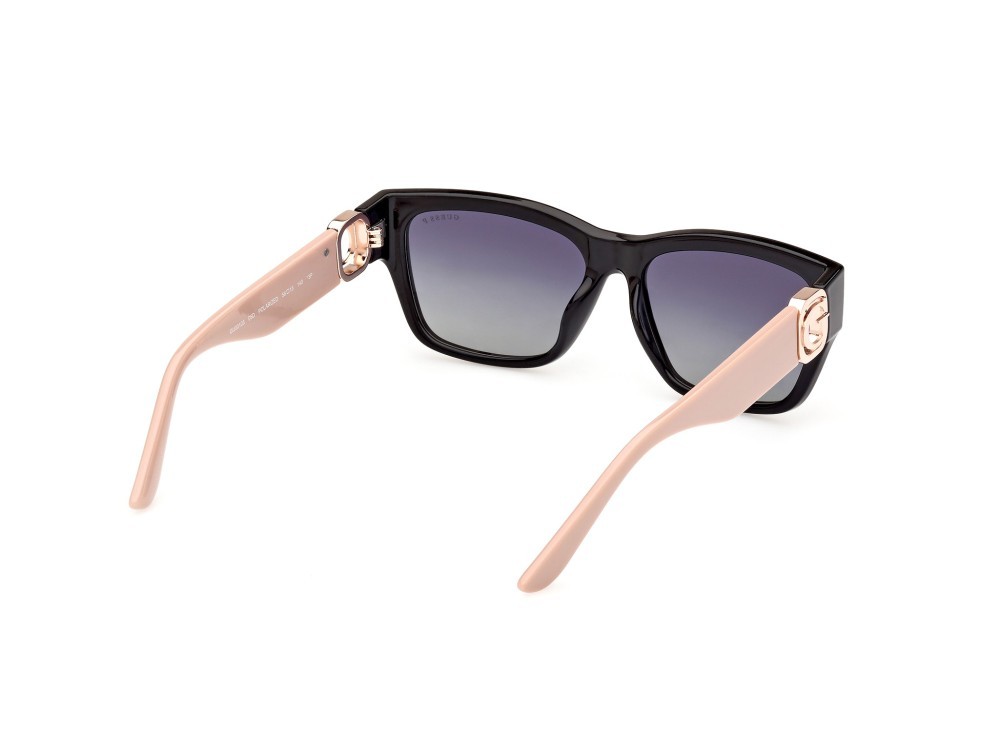 Occhiali da sole Guess GU00105 (05D) colore nero lucido forma rettangolare lenti fumo polar.