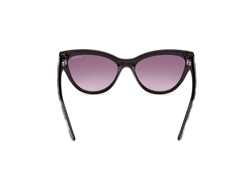 Occhiali da sole Guess GU00112 (01B) colore nero lucido forma cat eye lenti fumo grad.