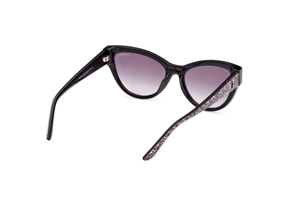 Occhiali da sole Guess GU00112 (05B) colore nero lucido forma cat eye lenti fumo grad.