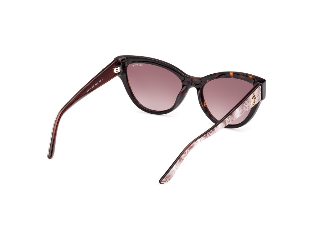 Occhiali da sole Guess GU00112 (52F) colore avana scura forma cat eye lenti marrone sfumato