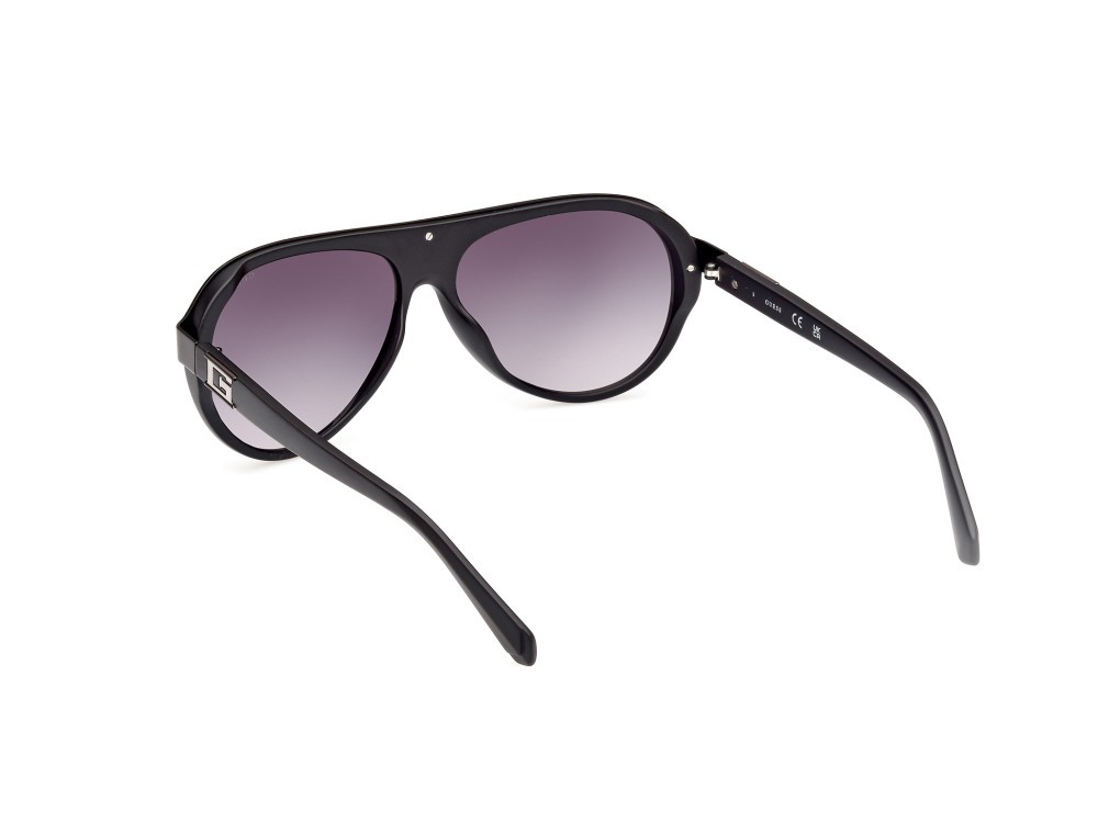 Occhiali da sole Guess GU00125 (02B) colore nero opaco forma aviator lenti fumo grad.