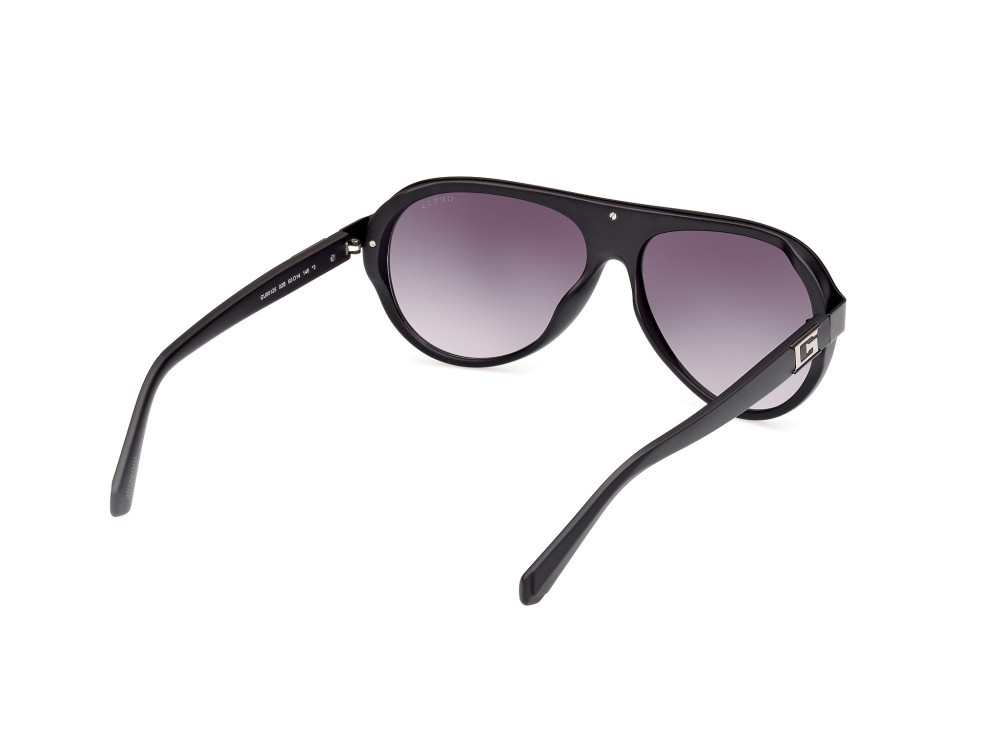 Occhiali da sole Guess GU00125 (02B) colore nero opaco forma aviator lenti fumo grad.