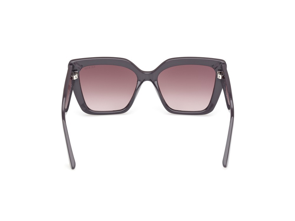 Sunglasses Guess GU00162 (20F) color grigio lucido shape butterfly lenses marrone sfumato