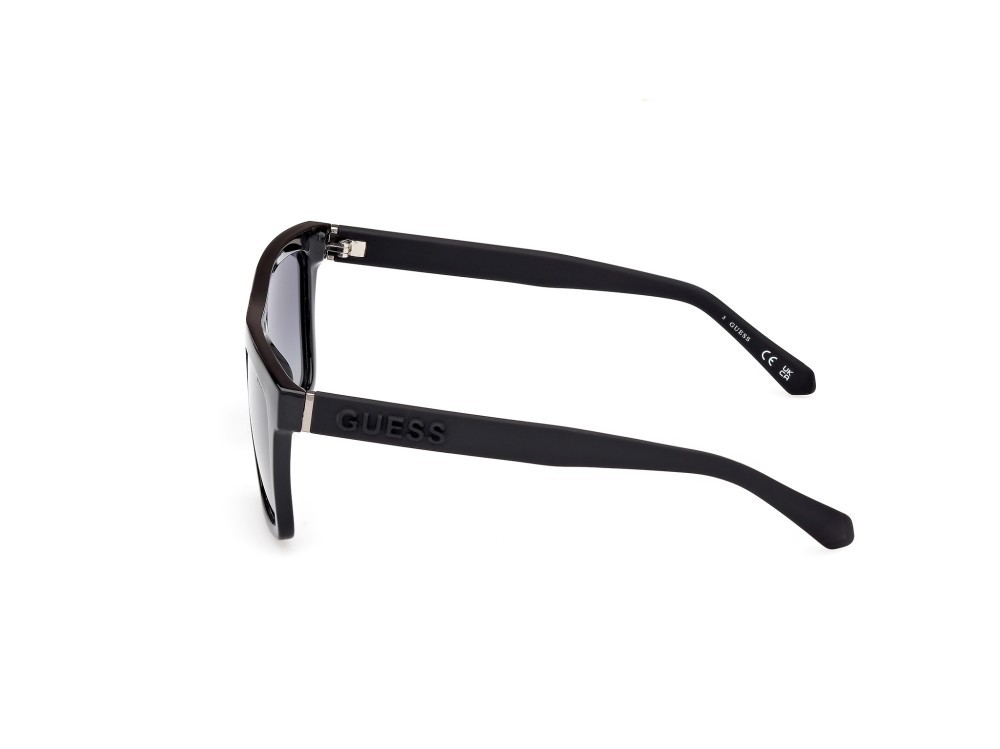 Occhiali da sole Guess GU00166 (01D) colore nero lucido - nero opaco forma quadrato lenti fumo polarizzato