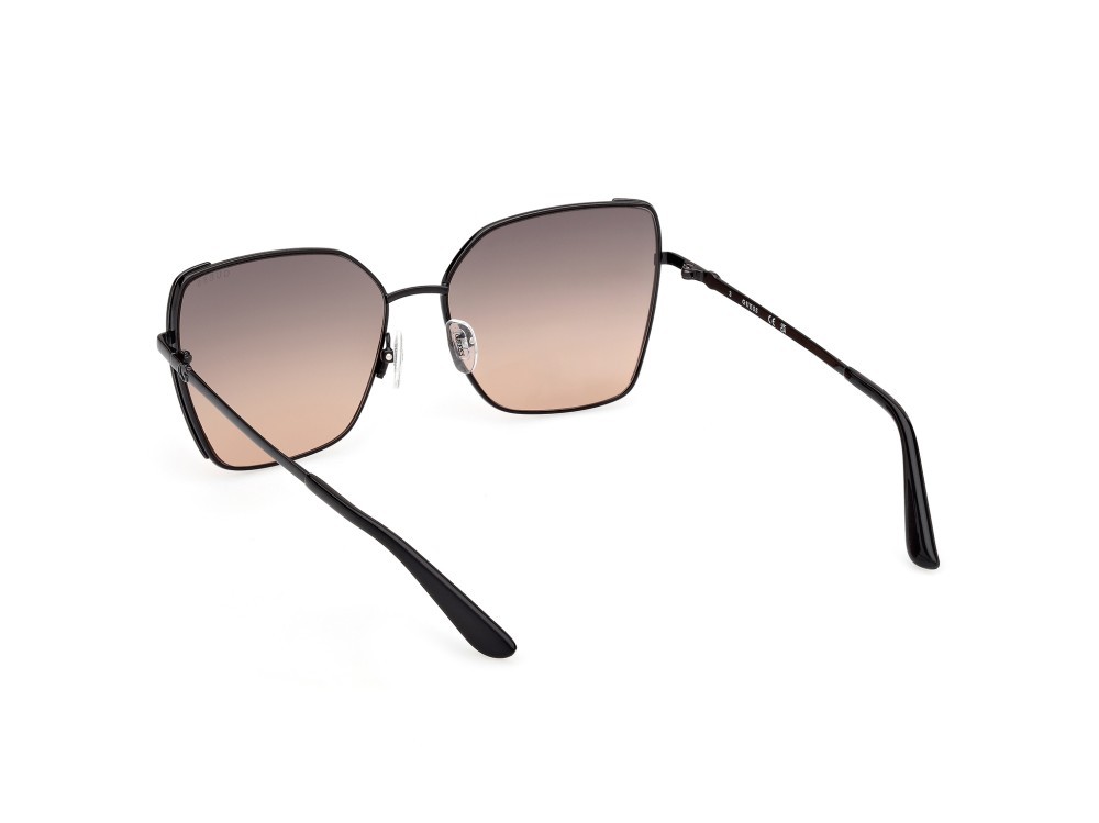 Occhiali da sole Guess GU00192 (01B) colore nero lucido forma farfalla lenti fumo grad.