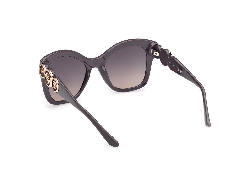 Occhiali da sole Guess GU00197 (20B) colore grigio lucido forma farfalla lenti fumo grad.